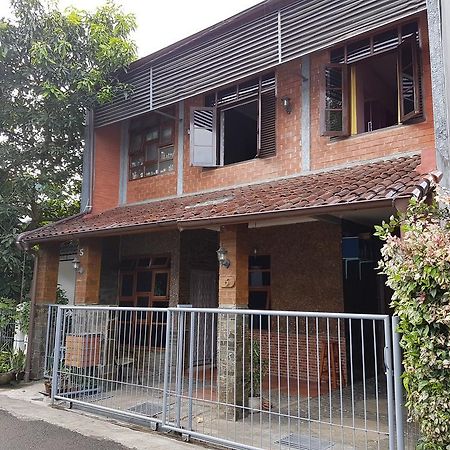 Ferienwohnung The Brick House Bandung Exterior foto